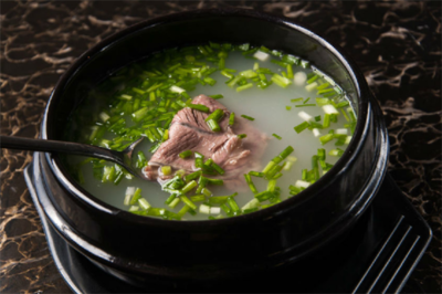 马牧歌牛肉汤 一碗传承千年的醇厚滋味